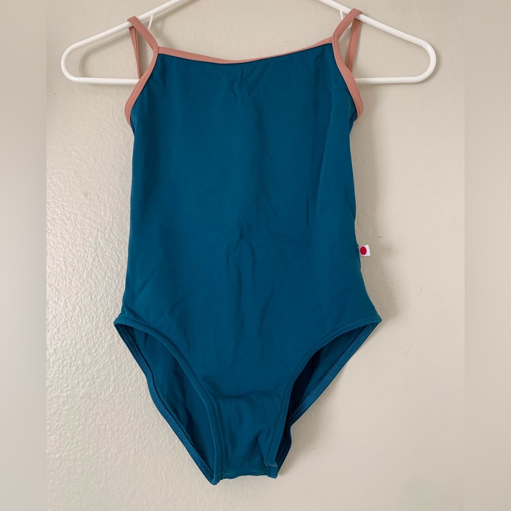 Yumiko Daniela high cut girls 14